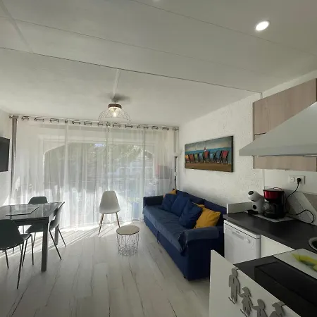 Nuria Superbe Meuble 3* Avec Loggias 250m Des *